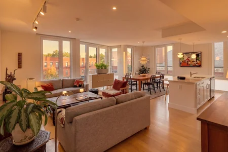Unit for sale at 7 Beech Street, Cambridge, MA 02140