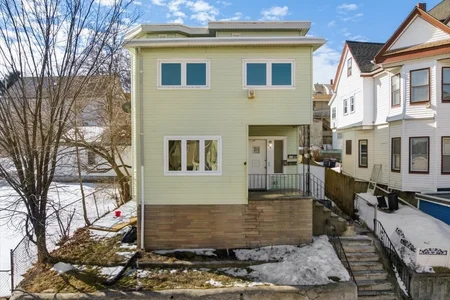 Unit for sale at 528 Ferry St, Everett, MA 02149