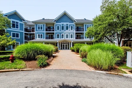 Unit for sale at 501 Commerce Drive, Braintree, MA 02184