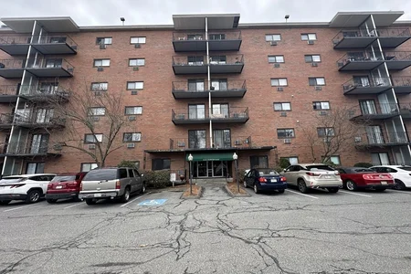 Unit for sale at 1321 Worcester Rd, Framingham, MA 01701