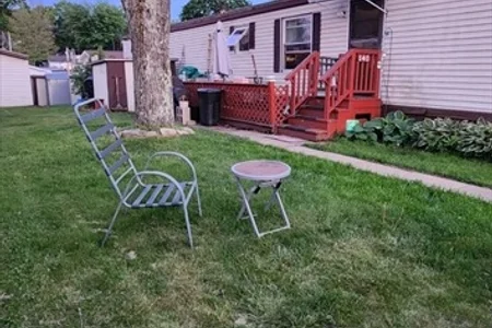 Unit for sale at 557 Southwest Cutoff, Worcester, MA 01607