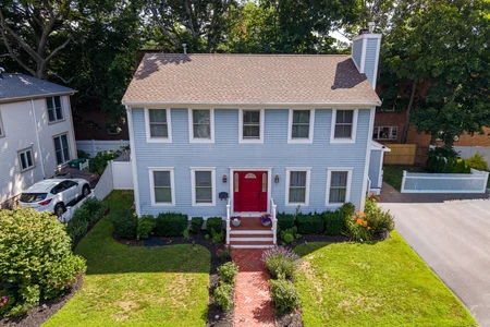 Unit for sale at 8 Spinney Path, Lynn, MA 01902