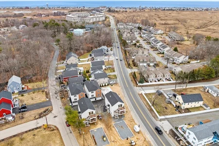 Unit for sale at 2 Old County Rd, Salisbury, MA 01952