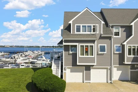 Unit for sale at 700 Shore Dr, Fall River, MA 02721