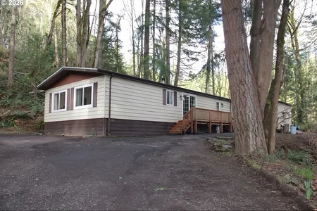 Unit for sale at 32700 SE LEEWOOD LN, Boring, OR 97009