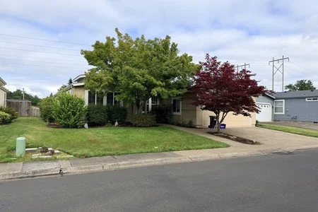 Unit for sale at 4055 ROYAL AVE, Eugene, OR 97402