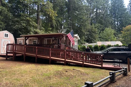 Unit for sale at 32700 SE LEEWOOD LN, Boring, OR 97009