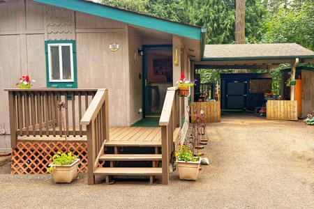 Unit for sale at 32700 SE LEEWOOD LN, Boring, OR 97009