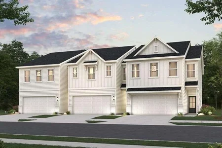 7497 Clover Lane, Flowery Branch, GA 30542