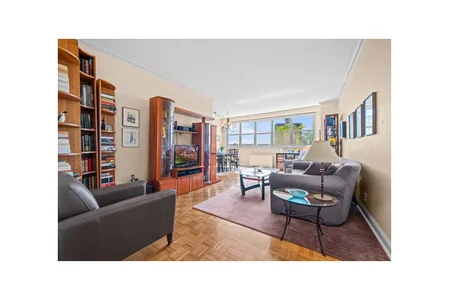 Unit for sale at 555 KAPPOCK Street, Bronx, NY 10463