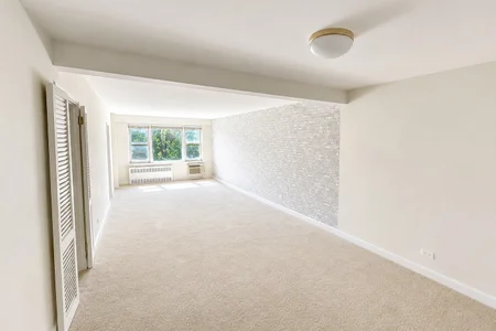 Unit for sale at 370 Ocean Parkway, Brooklyn, NY 11218