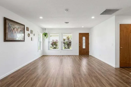 Unit for sale at 911 Bradley Circle, Lynn Haven, FL 32444