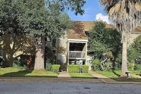 Unit for sale at 2100 Tanglewilde, Houston, TX 77063
