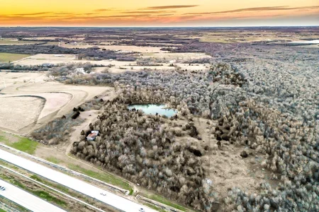 Unit for sale at 0000 Highway 287, Ennis, TX 75119