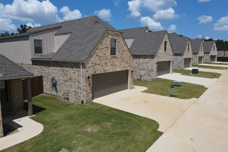 Unit for sale at 4344 Macnab Drive, Tyler, TX 75707