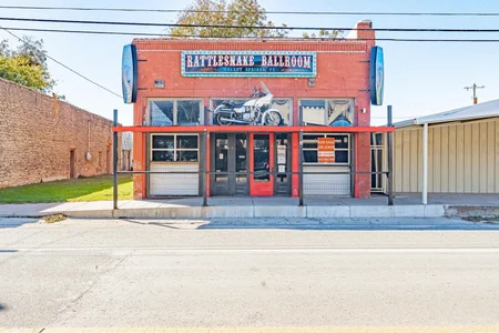 Unit for sale at 4153 3rd Street, Walnut Springs, TX 76690