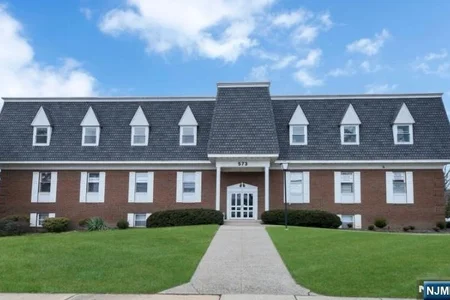 Unit for sale at 573 Valley, Wayne, NJ 07470