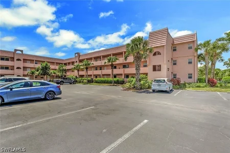 Unit for sale at 200 Forest Lakes Boulevard, Naples, FL 34105