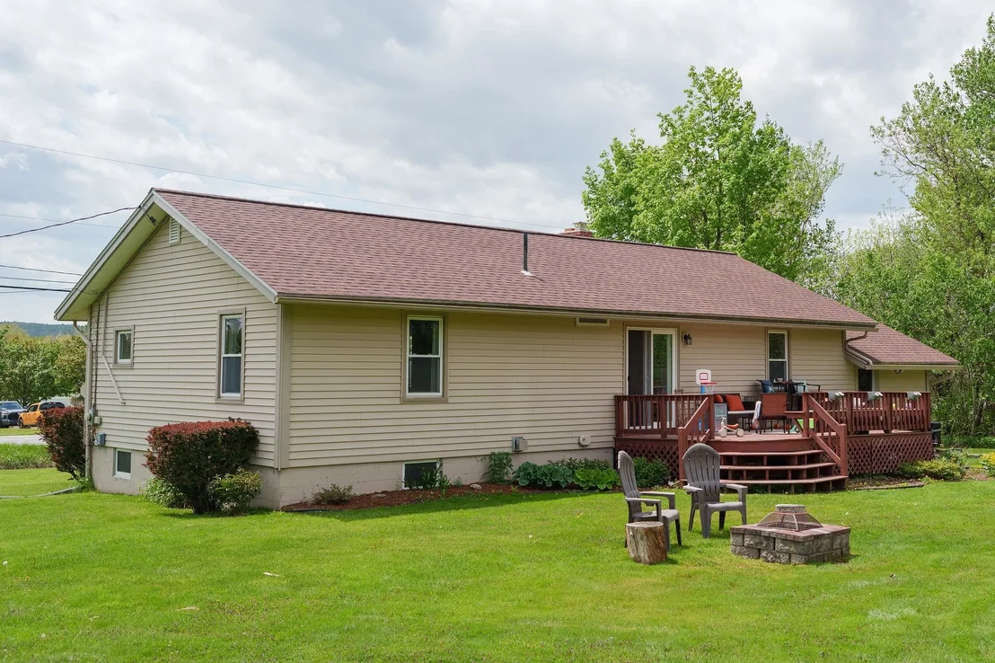 Photo of 2515 Mountain View