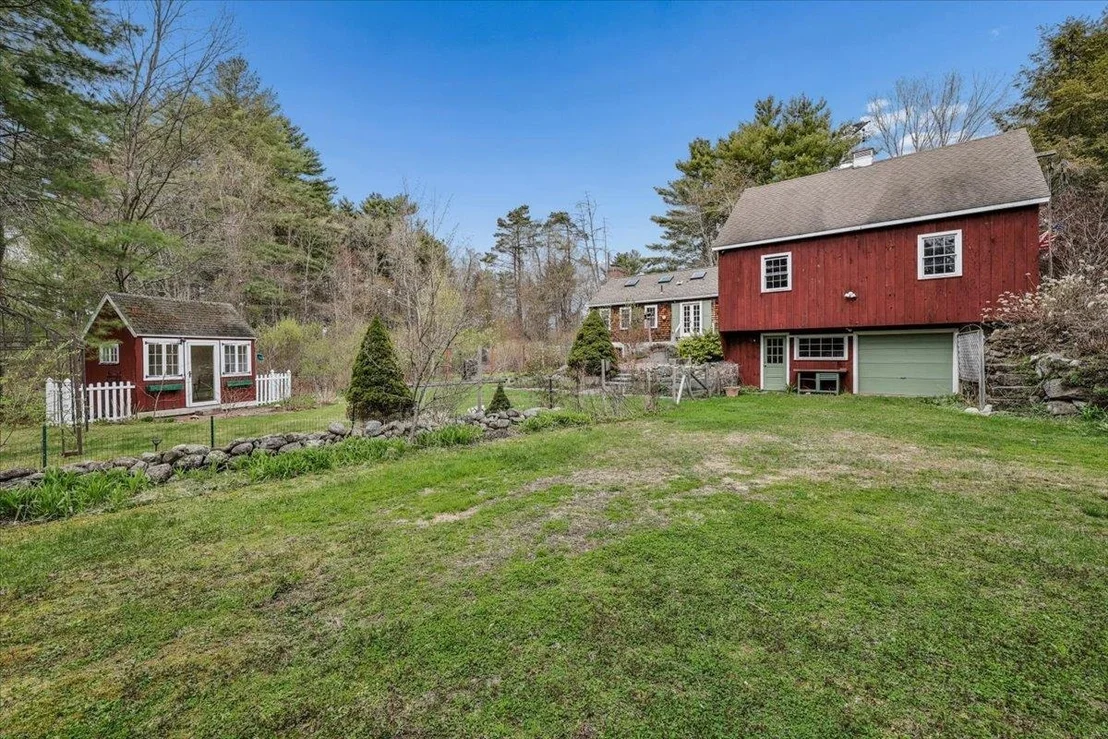 Photo of 2 Mack Hill
