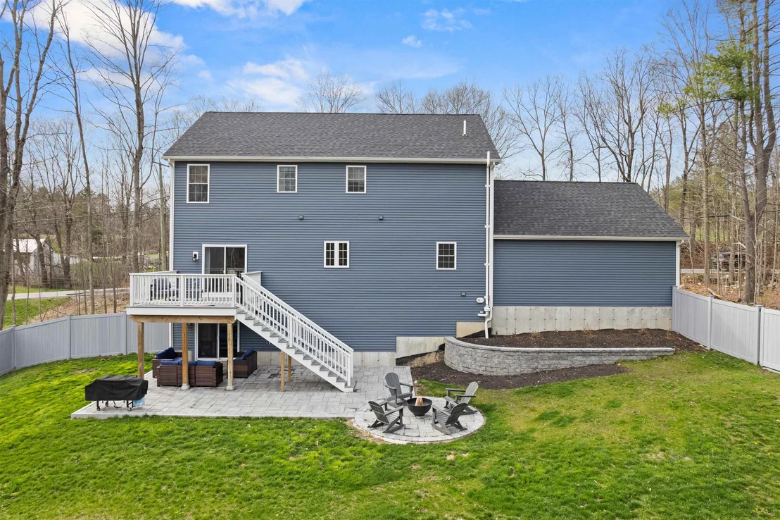 Photo of 303 Derry