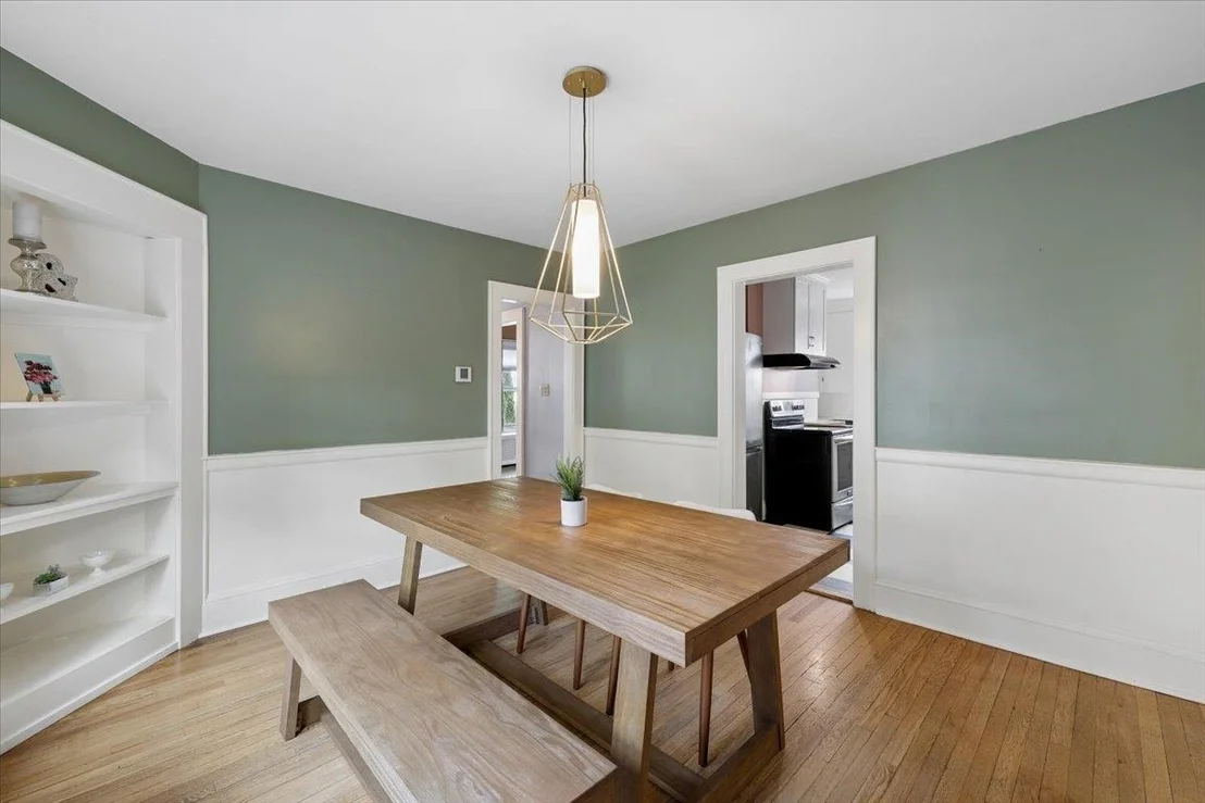 Photo of 838 Maple