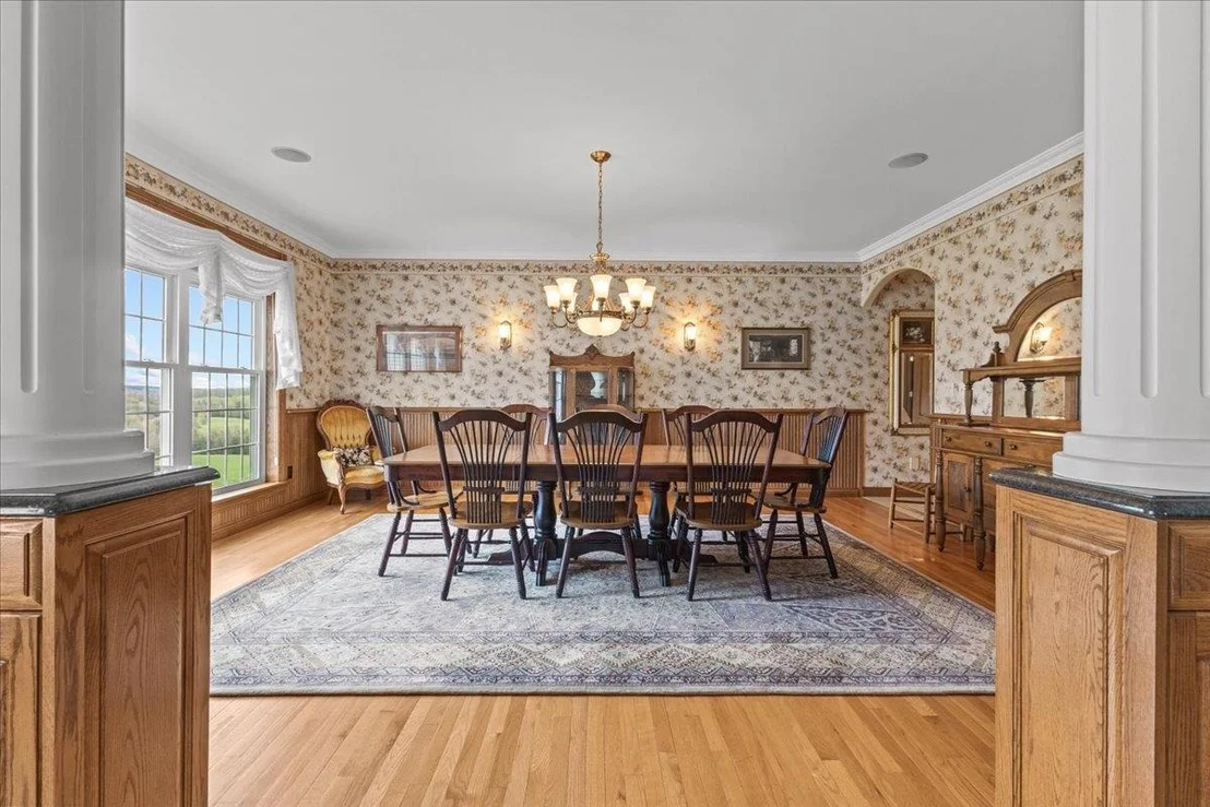 Photo of 1784 Nelson Hill