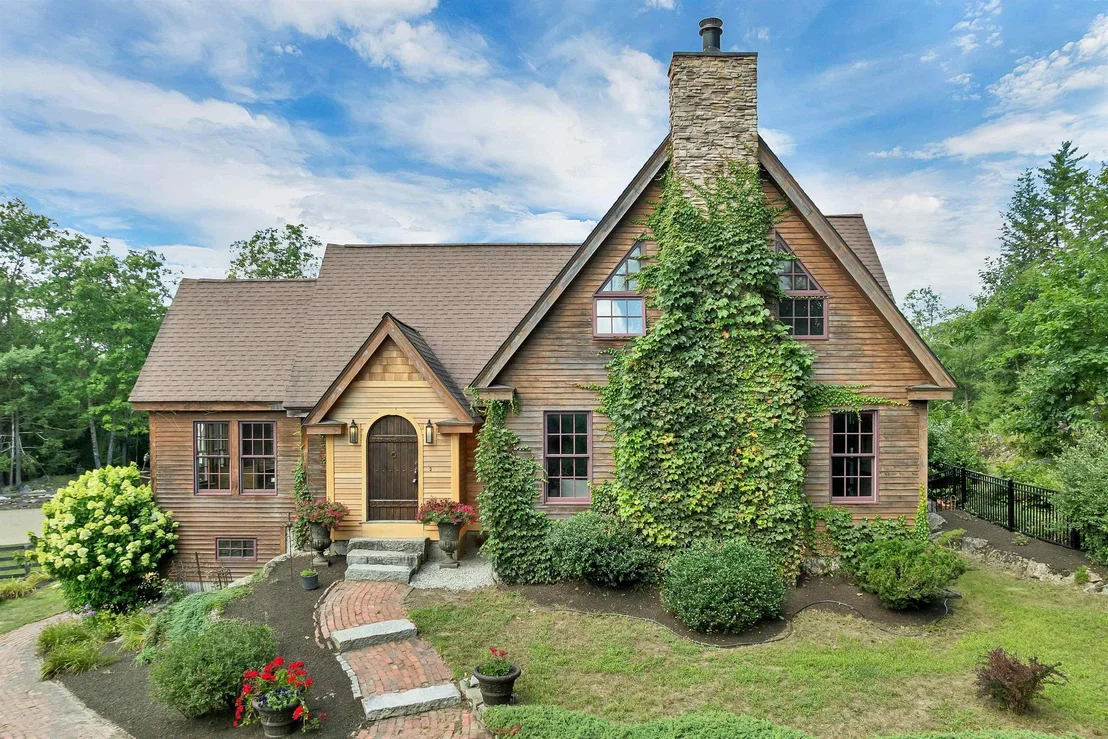Photo of 661 Deer Meadow