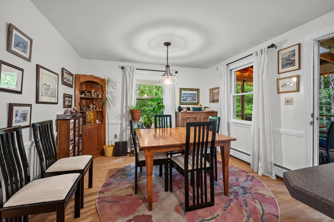 Photo of 8 Pine Grove