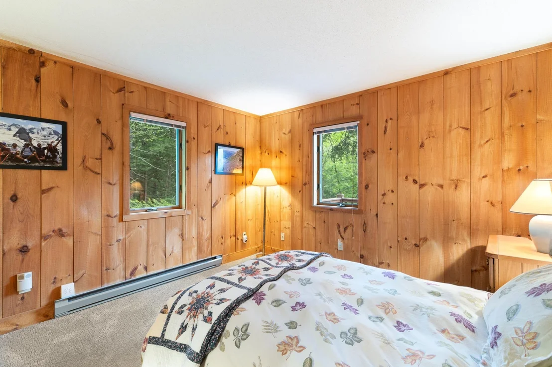 Photo of 34 Ellis Brook