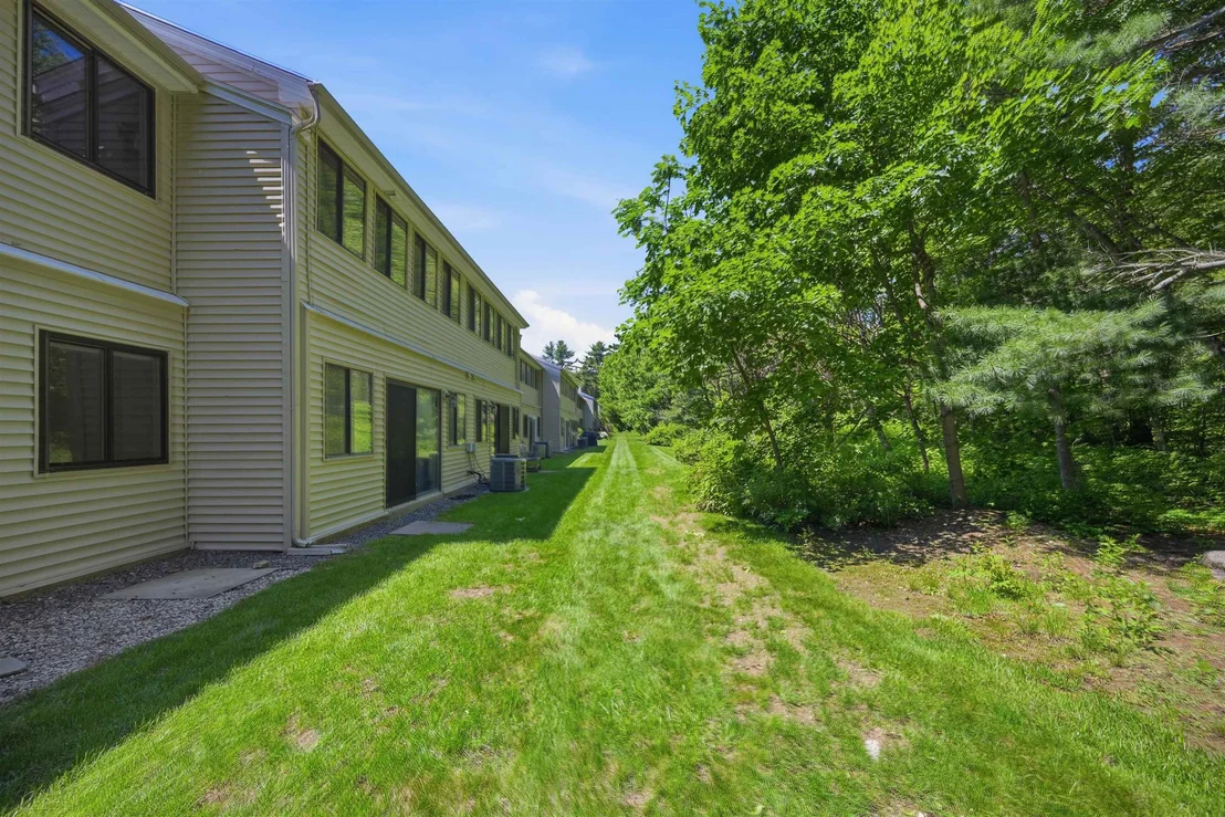 Photo of 10 Hampton Towne