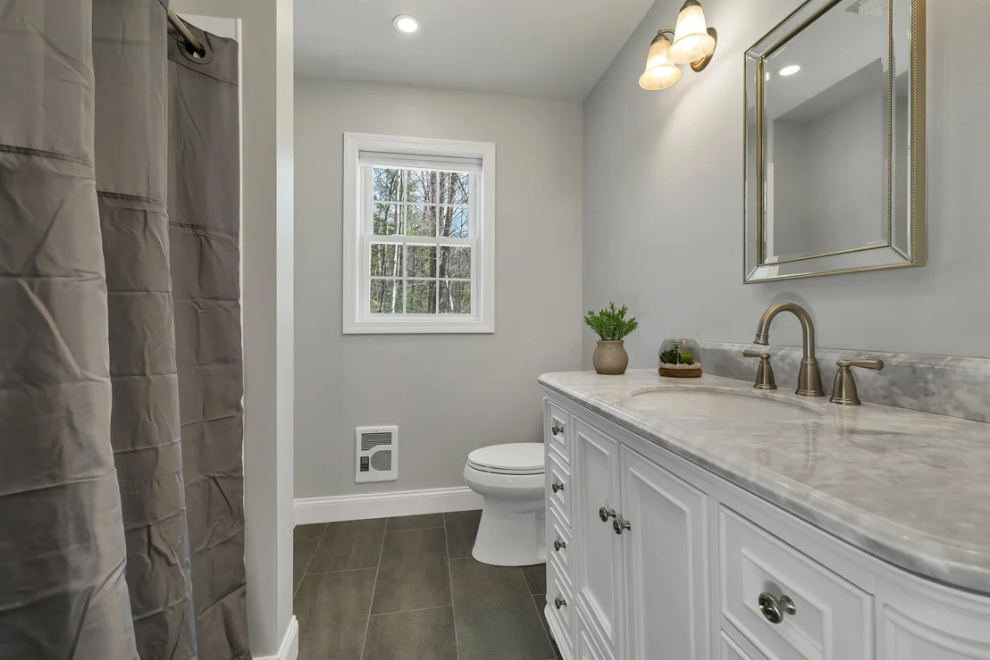 Photo of 84 Maple