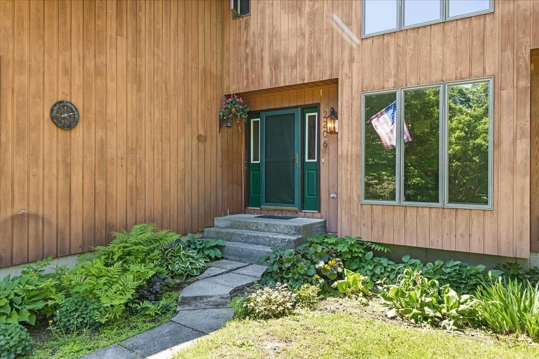 Photo of 2206 Highgate