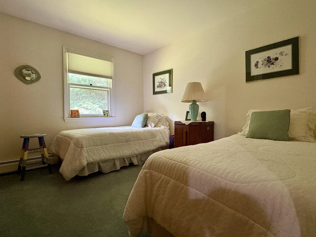Photo of 301 Neal