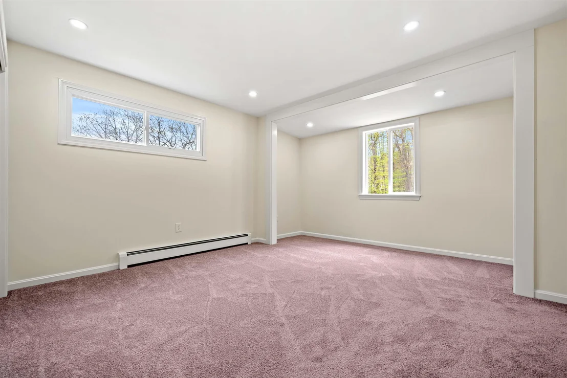 Photo of 6 Colonial
