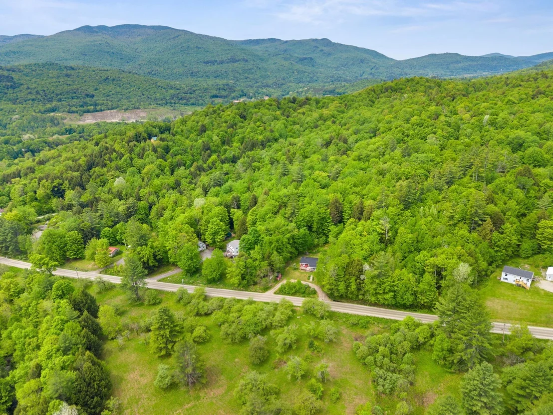 Photo of 387 Foote Brook