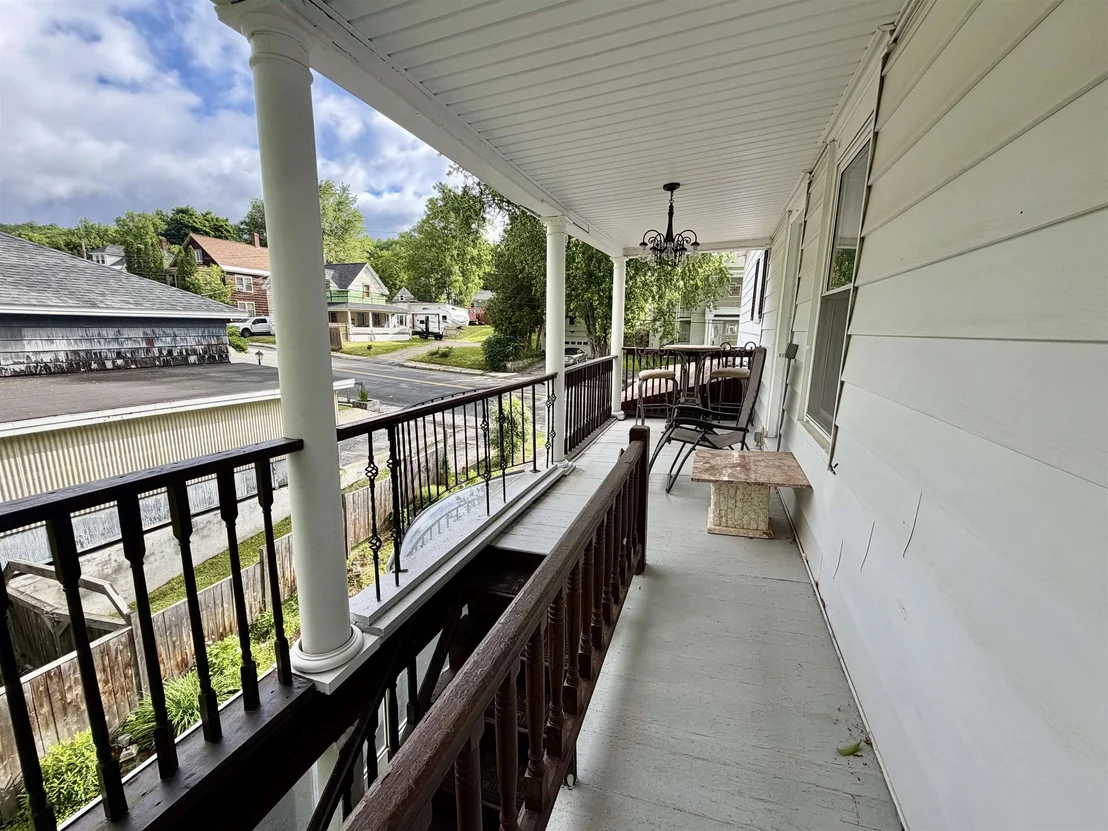 Photo of 355 Willard