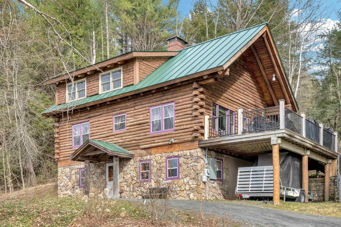 Photo of 211 Wood