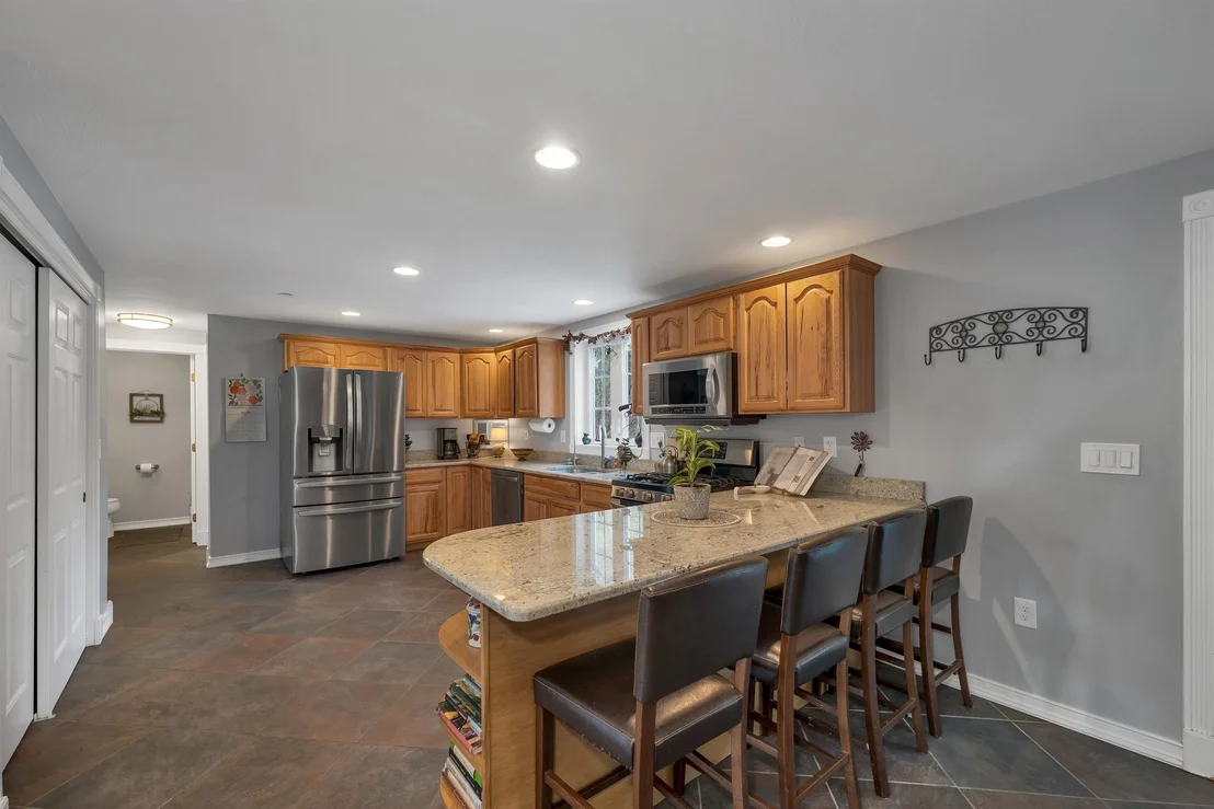 Photo of 71 Auburn