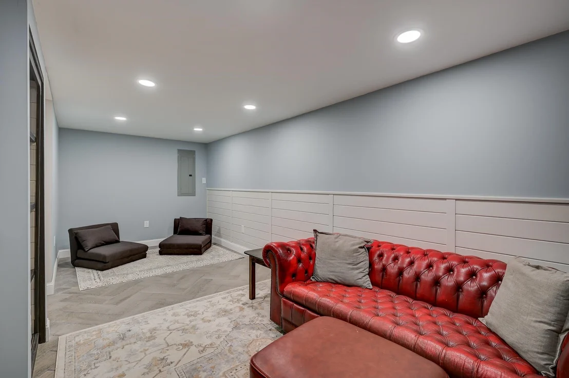 Photo of 8 Champney