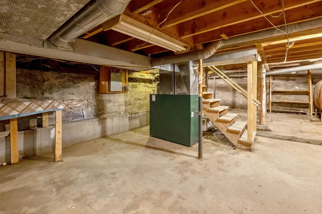 Photo of 295 Main
