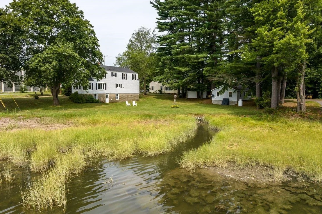 Photo of 354 Dover Point