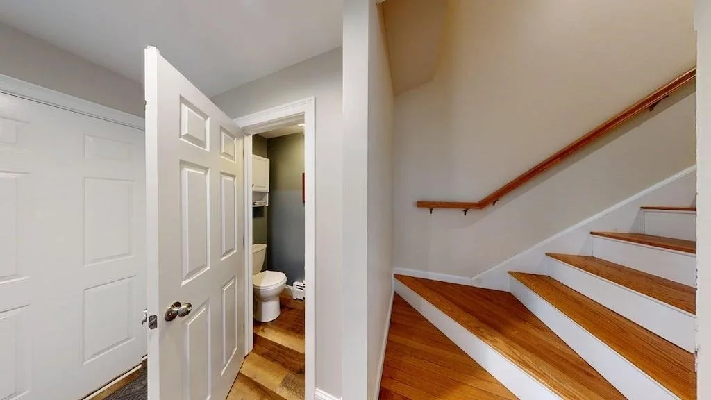 Photo of Unit 434 at 1465 Hooksett