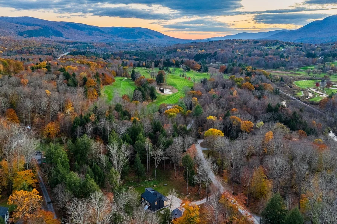 Photo of 550 Finbars Forest