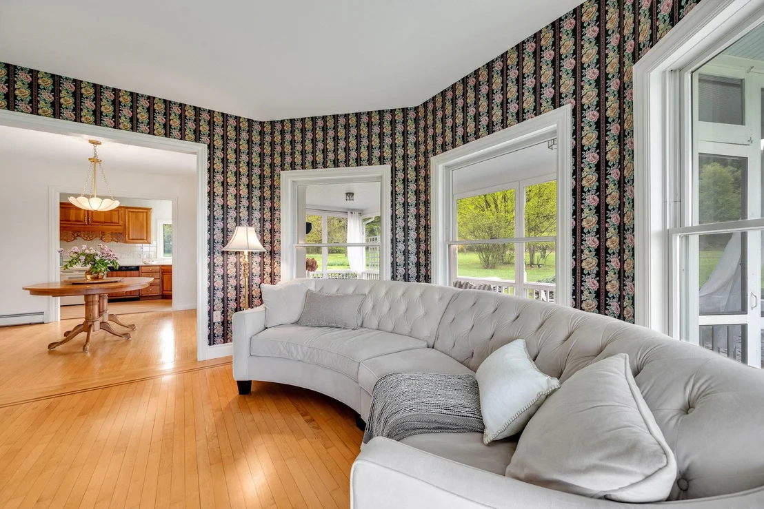 Photo of 302 Ledge Hill
