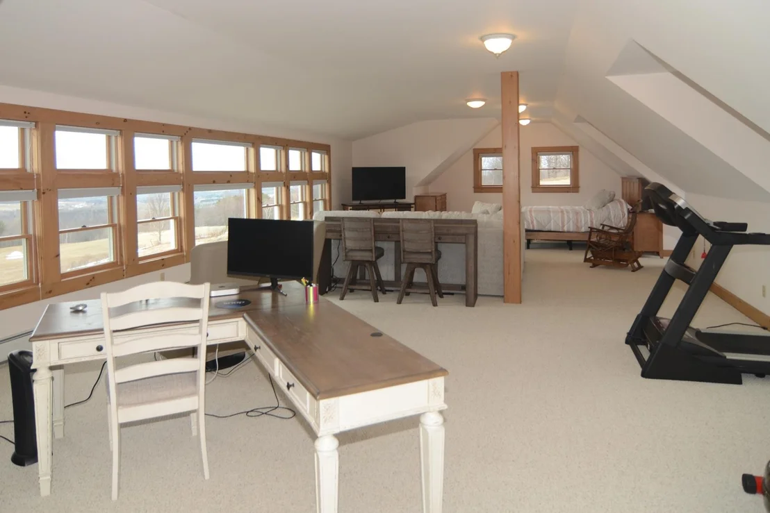 Photo of 734 Herrick