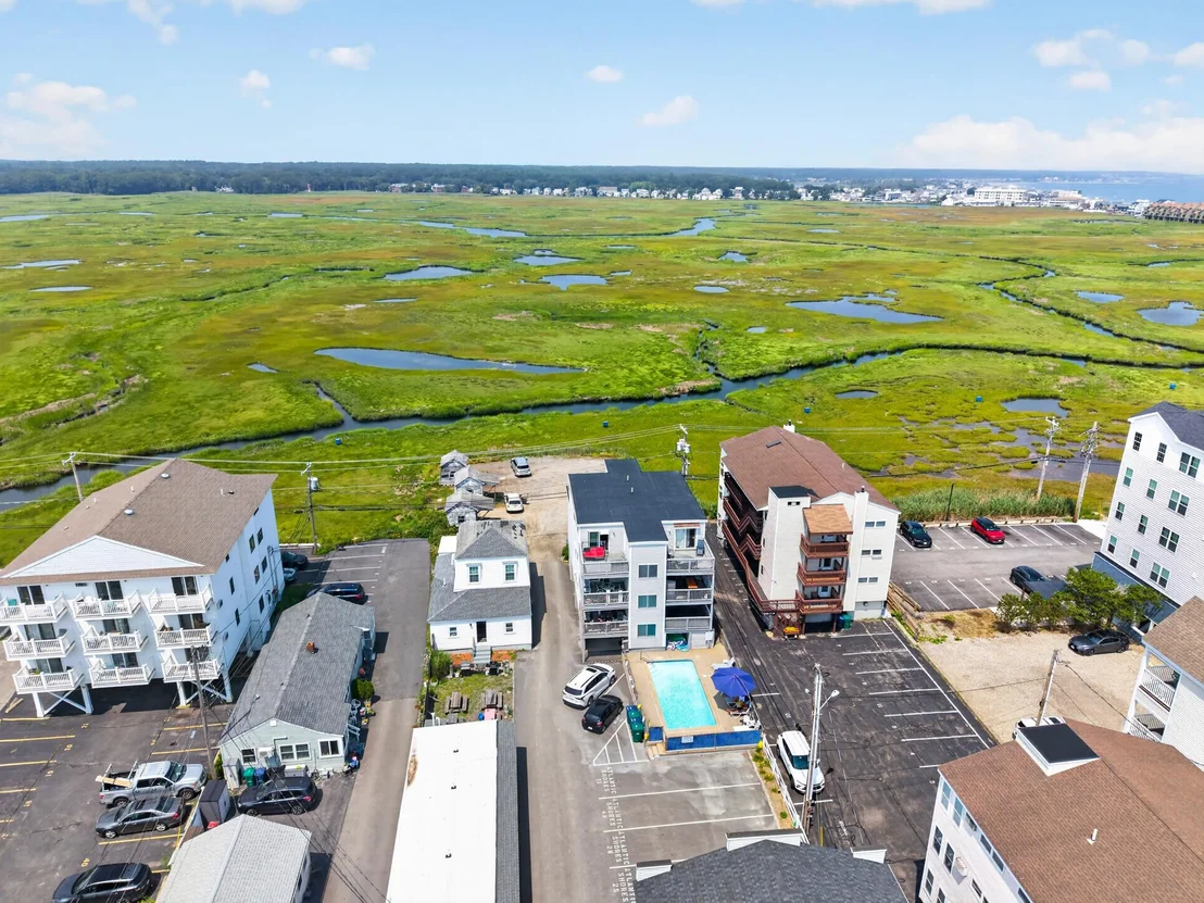 Photo of Unit 4S at 421 Ocean