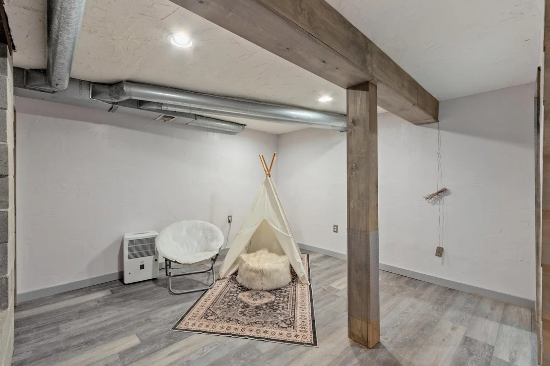 Photo of 1488 Hatfield