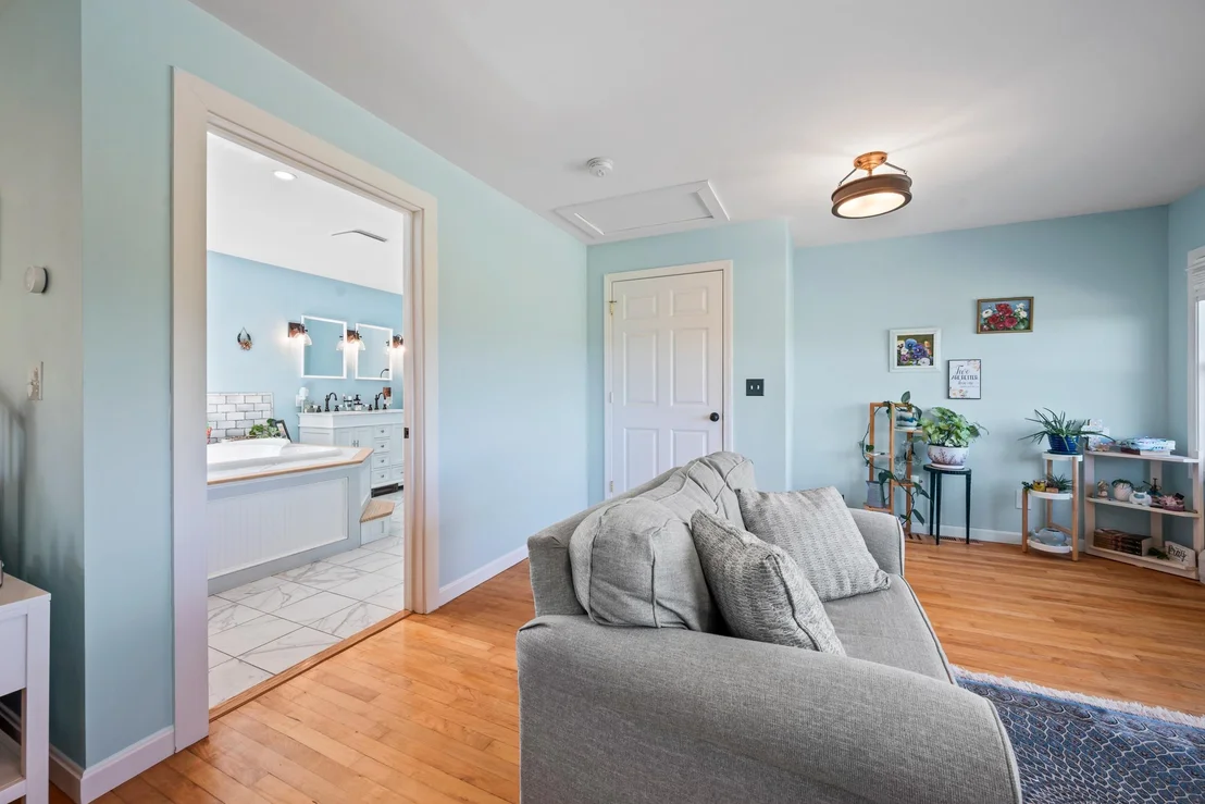 Photo of 154 Cates Hill