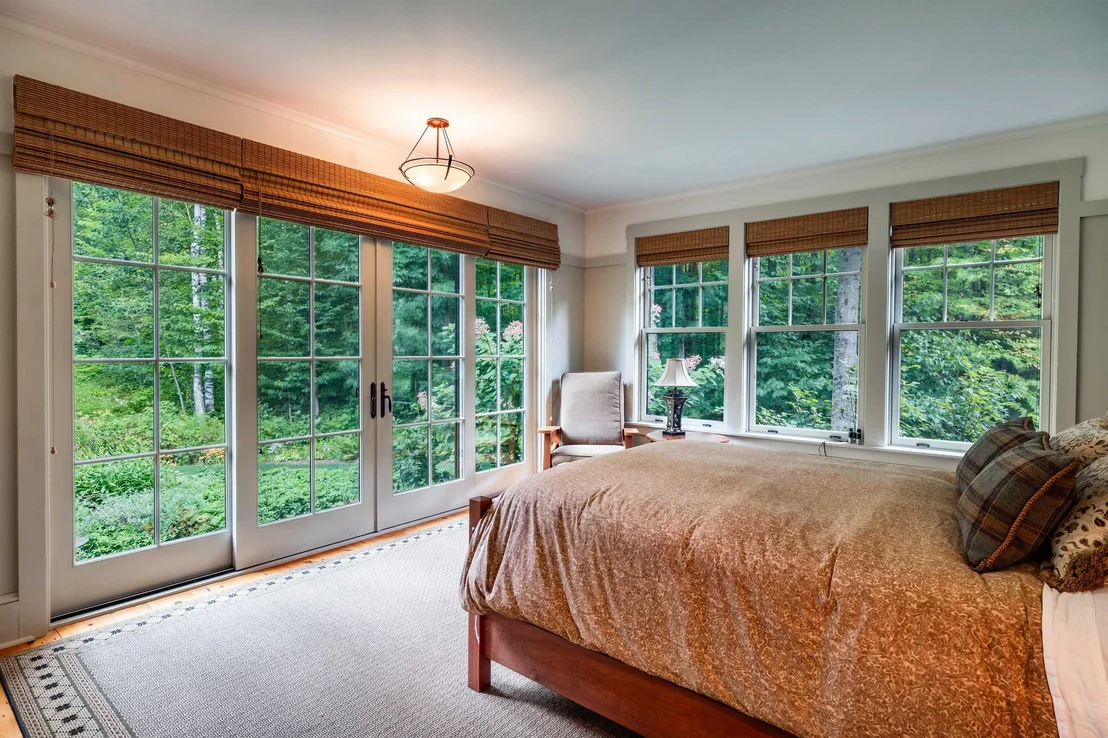 Photo of 422 Shagbark